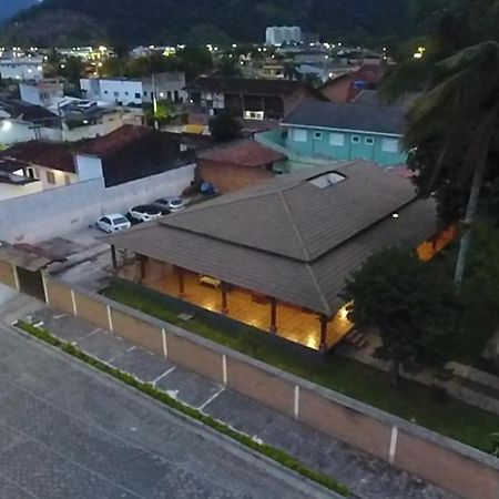 Hospedagem Economica Flor De Maria Карагуататуба Екстериор снимка